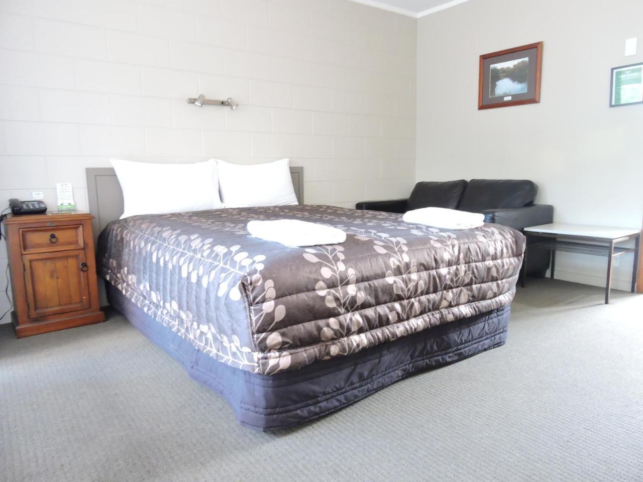 219 On Johns Motel & Holiday Park ไครสต์เชิร์ช ภายนอก รูปภาพ