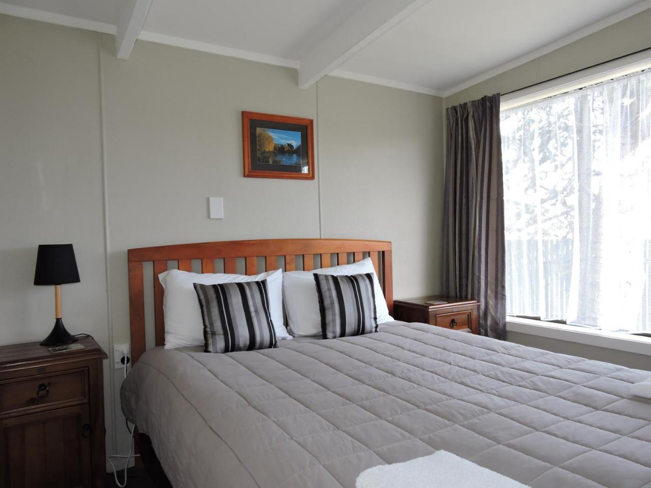 219 On Johns Motel & Holiday Park ไครสต์เชิร์ช ภายนอก รูปภาพ