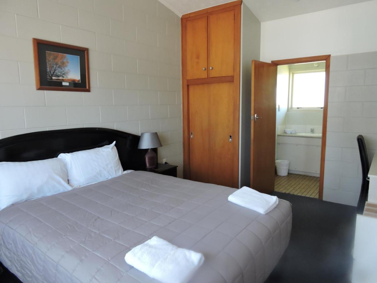 219 On Johns Motel & Holiday Park ไครสต์เชิร์ช ภายนอก รูปภาพ
