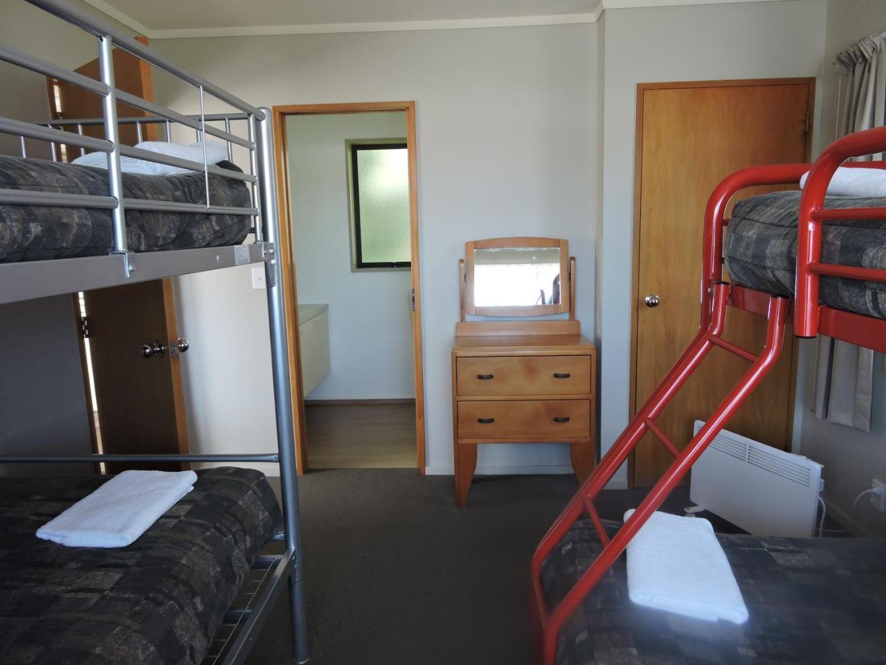 219 On Johns Motel & Holiday Park ไครสต์เชิร์ช ภายนอก รูปภาพ